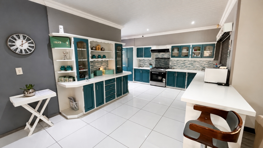 3 Bedroom Property for Sale in Wilkoppies North West